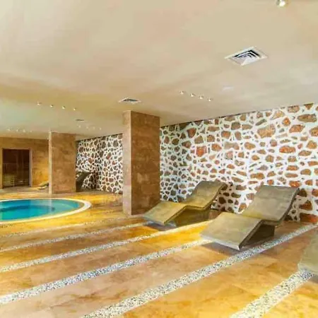 Alanyada Havuzlu,denize Yakin, Lux Alanya