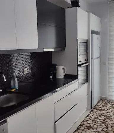 Alanyada Havuzlu,denize Yakin, Lux Alanya